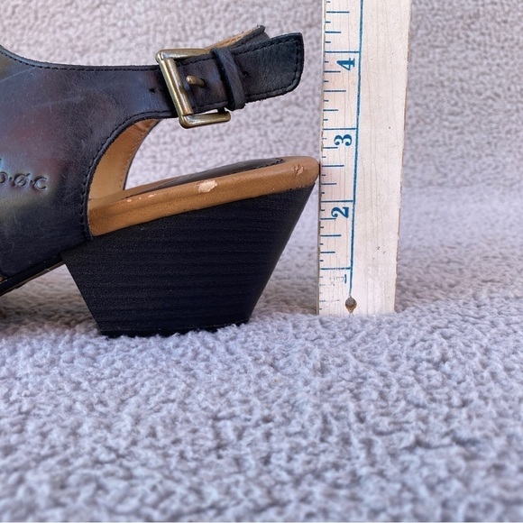 BOC Born Concept Emmeline Black Leather Strap Block Heels Sz 9 M - Picture 15 of 15